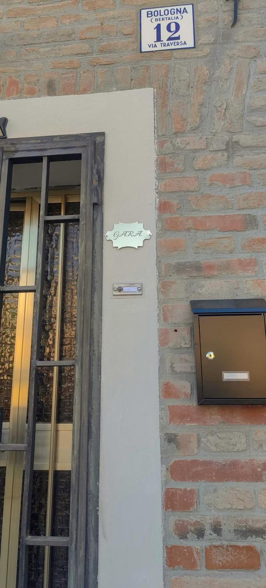 Gara Holiday Home- Bologna Airport Suite Exterior photo